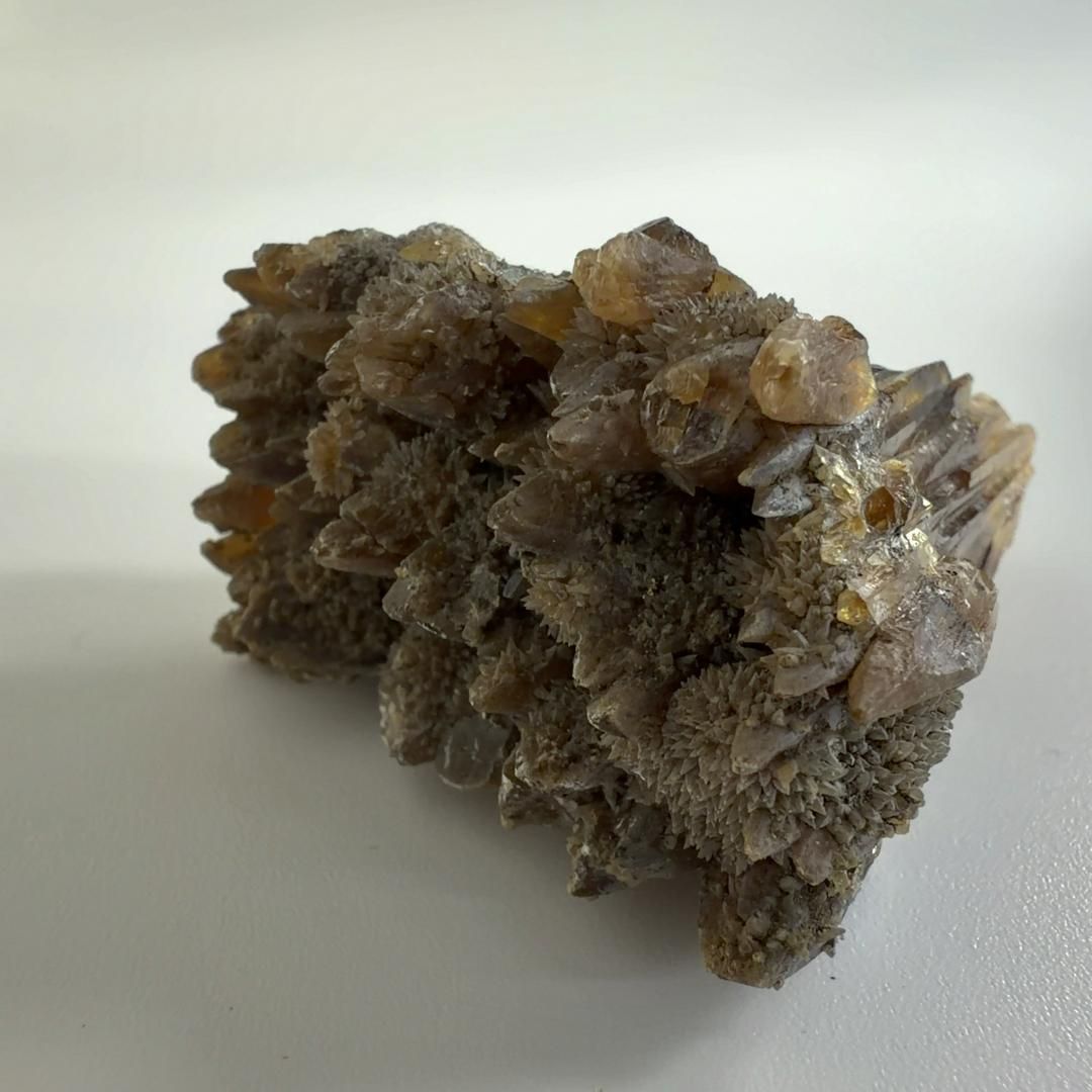 E31888】 燐光を発するカルサイト 燐光 蛍光 カルサイト 方解石 天然石