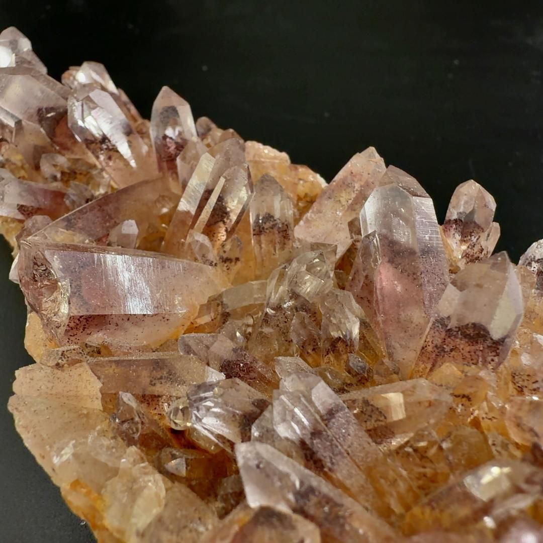 レッドファントムクォーツ