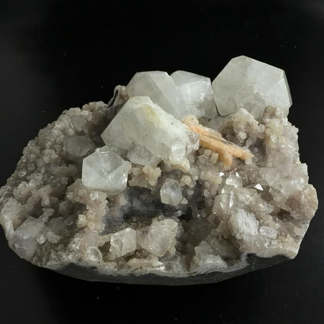 E31906 アポフィライト