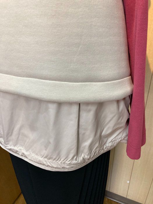 背中部分ニット素材