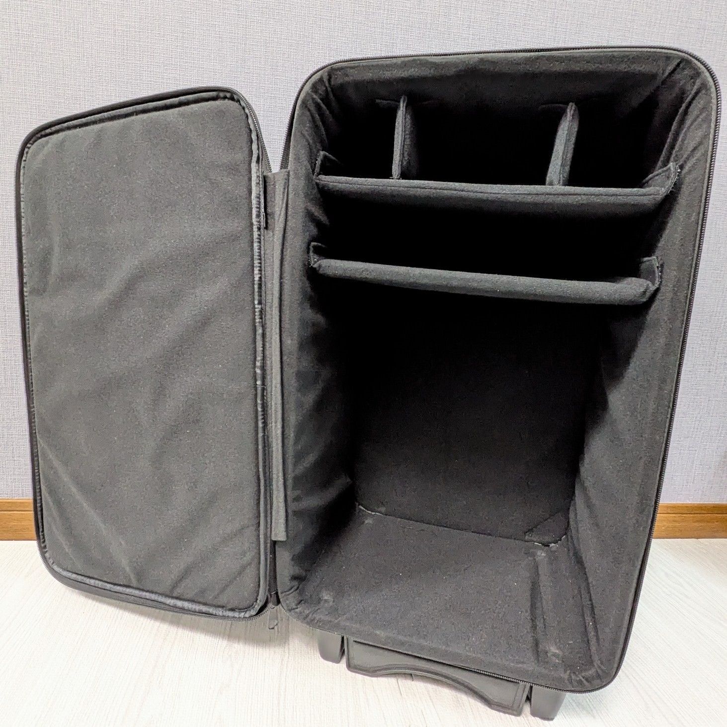 キャリーケース