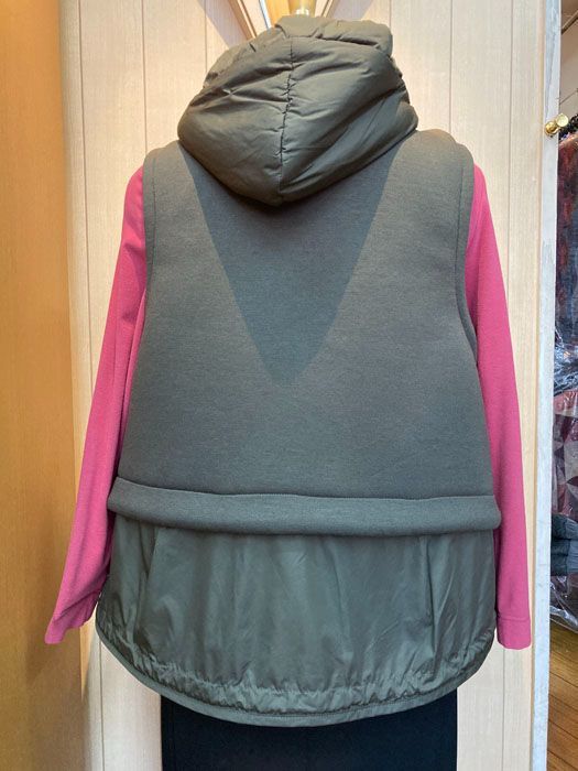 ショート丈 背中部分ニット素材