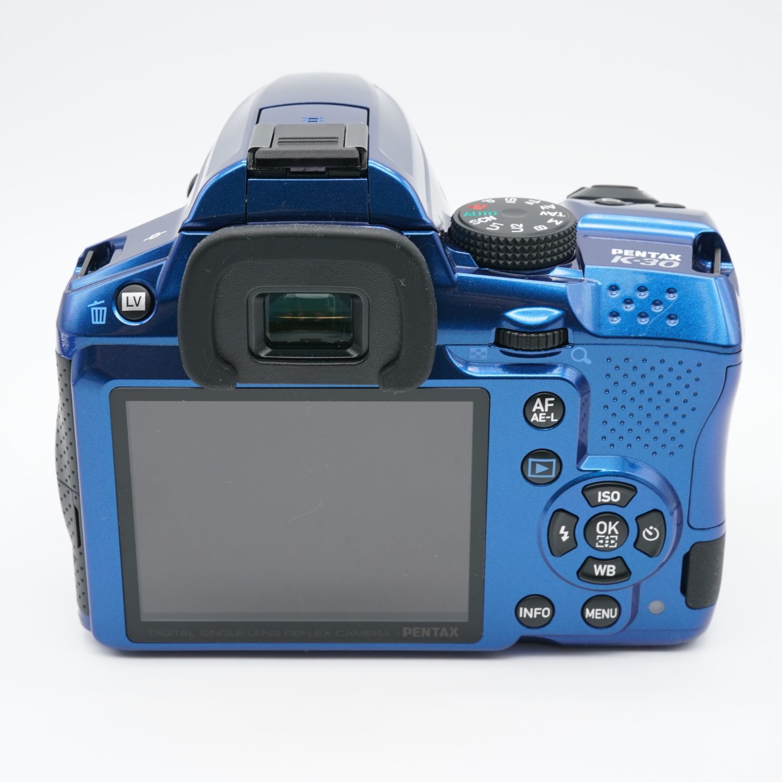 ほぼ新品 ペンタックス PENTAX K-30 クリスタルブルー シャッター回数