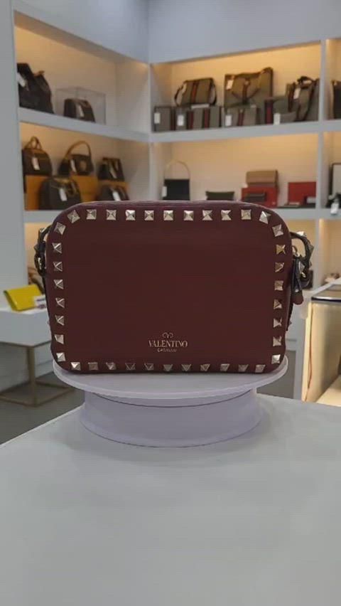 ヴァレンティノ ロックスタッズ