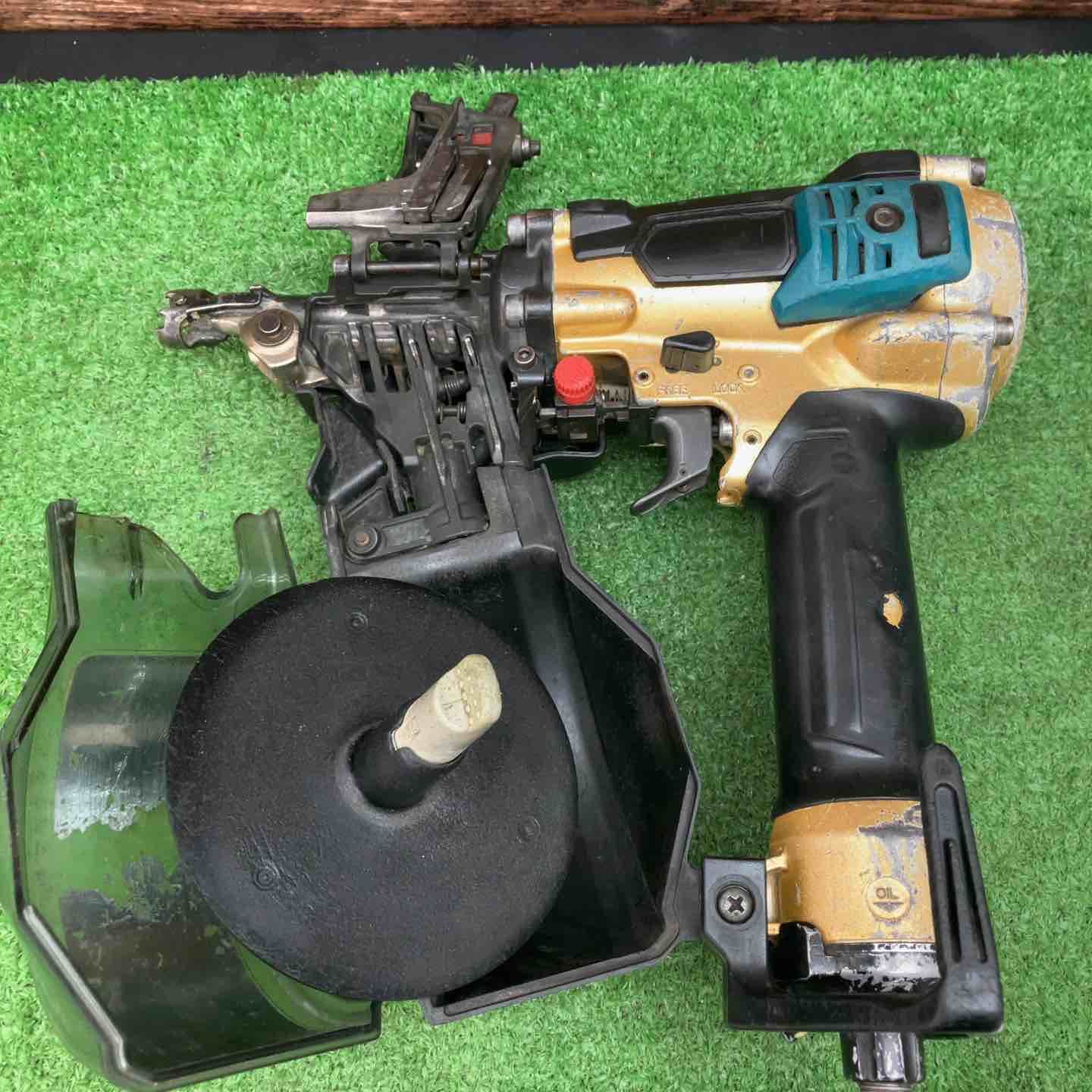 マキタ 50mm 高圧エア釘打 エアダスタ付 ゴールド AN533HSP1 川崎店