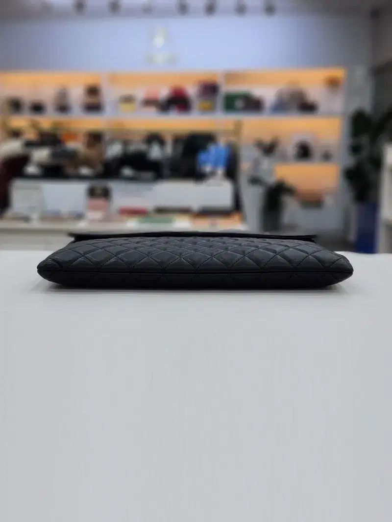 シャネル ラムスキン