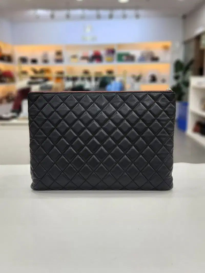 クラッチバッグ