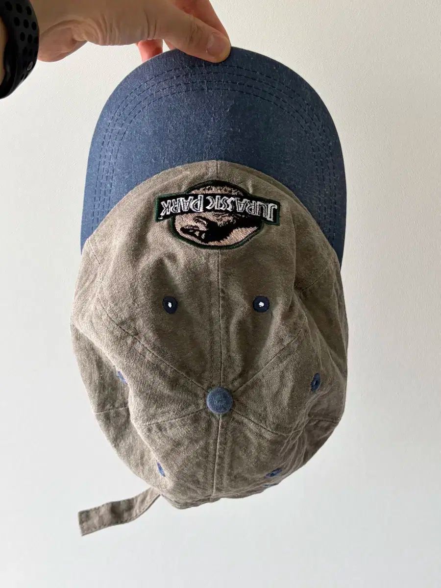 ベースボールキャップ