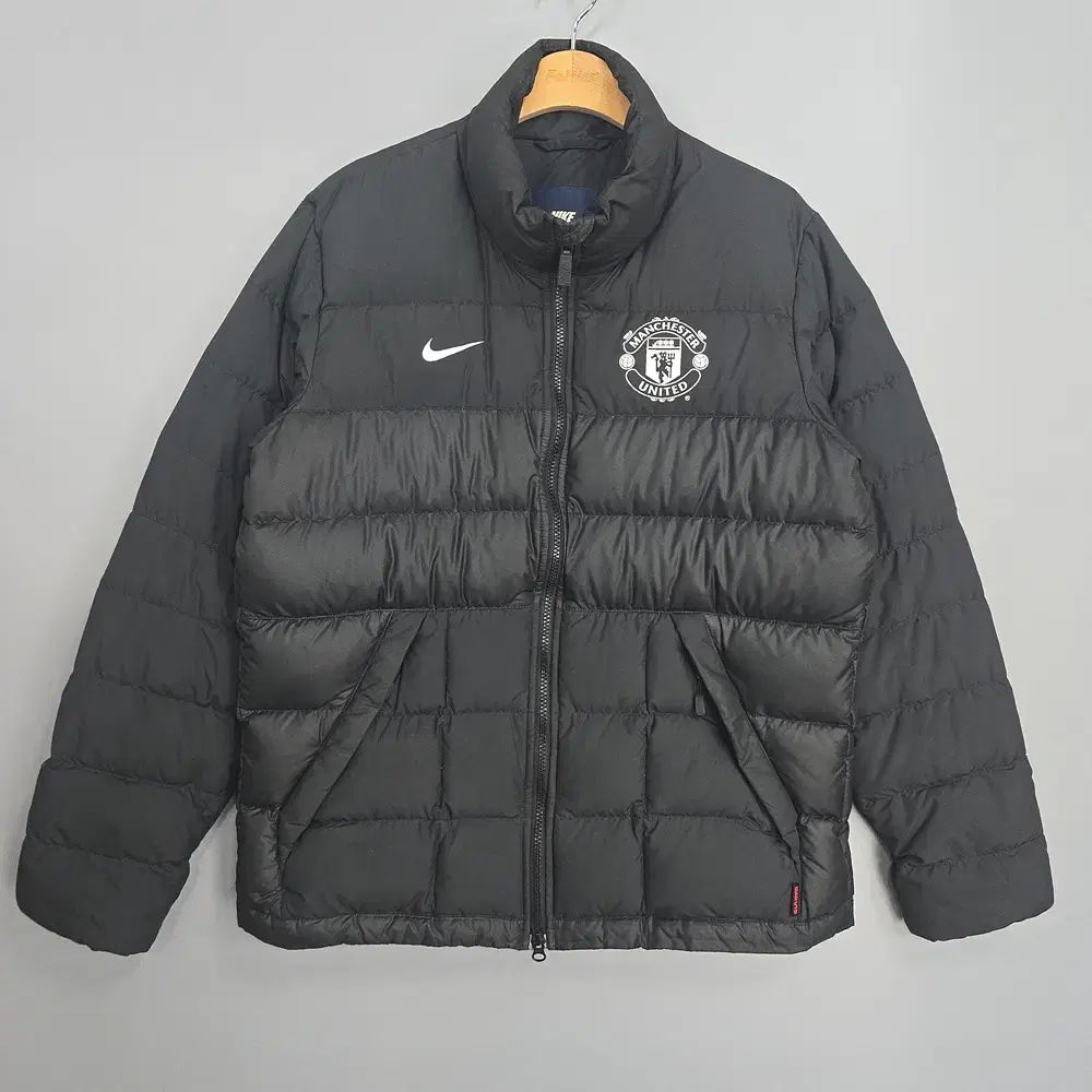 ナイキ NIKE マンチェスター ユナイテッド ダウン アウター L