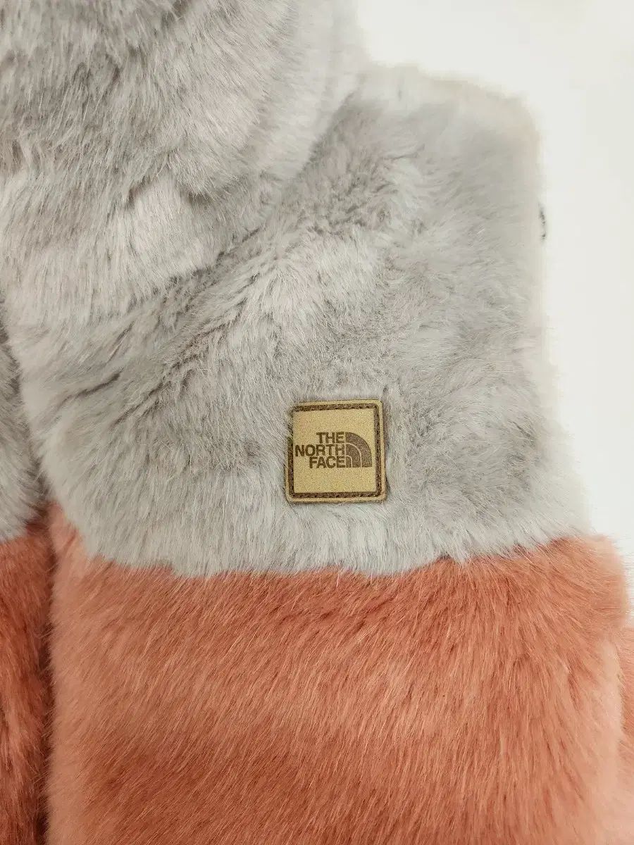  THE NORTH FACE ザノースフェイス 白ラベル ファー ダウン ベスト S-85 ベスト ジレ ベスト ジレ ビスチェ