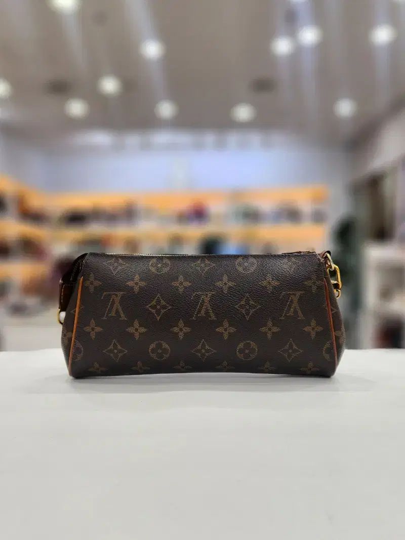 Louis Vuitton モノグラム EVAクラッチ クロスバック M95567