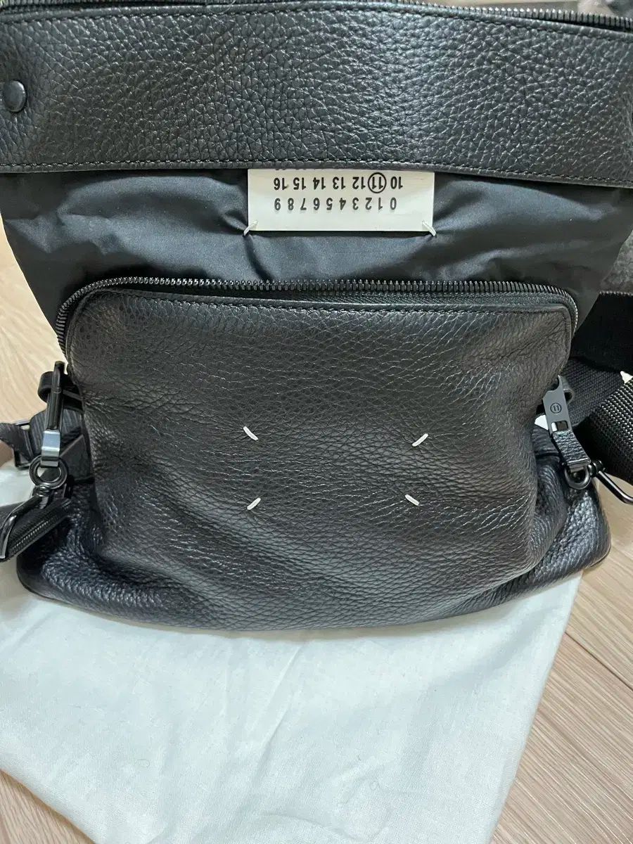 Maison Margiela メゾンマルジェラ クロスバック ユニセックス