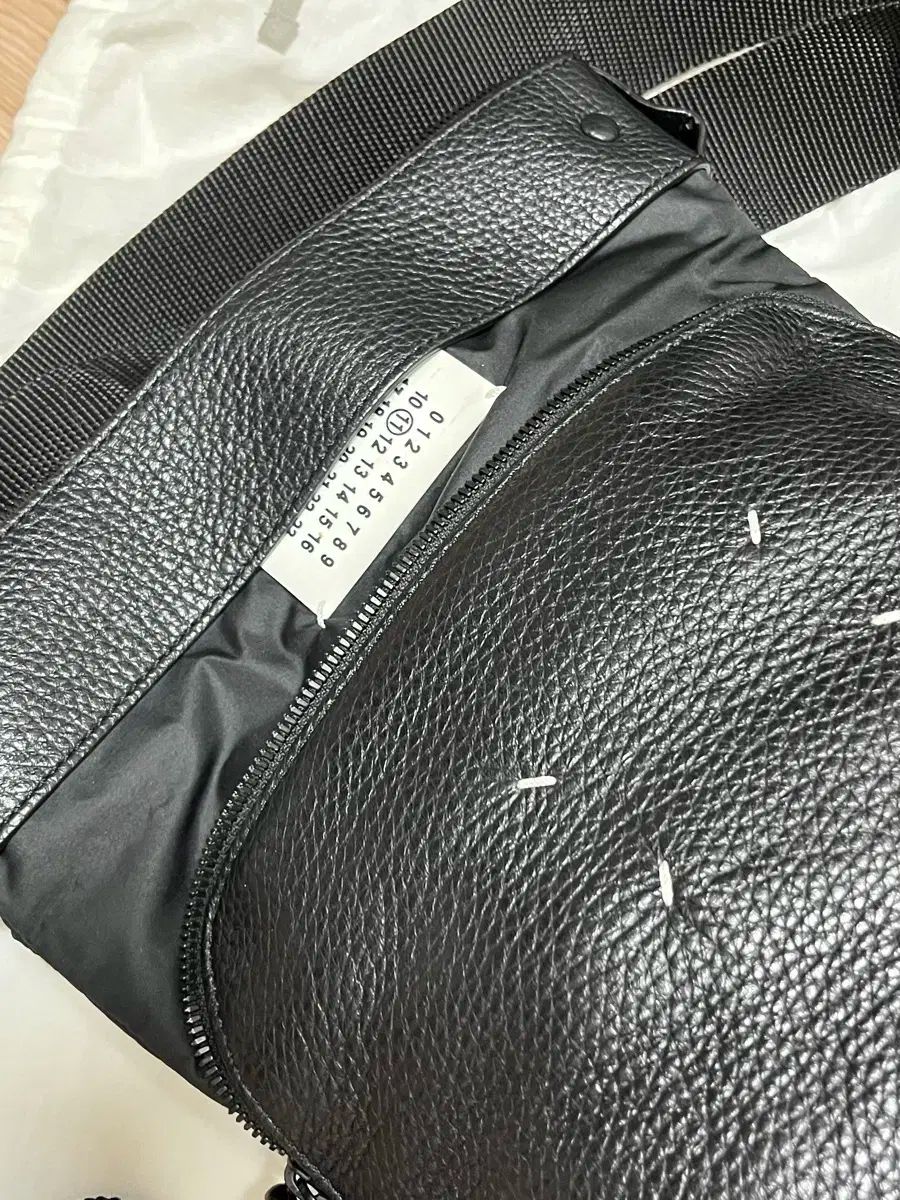 Maison Margiela メゾンマルジェラ クロスバック ユニセックス