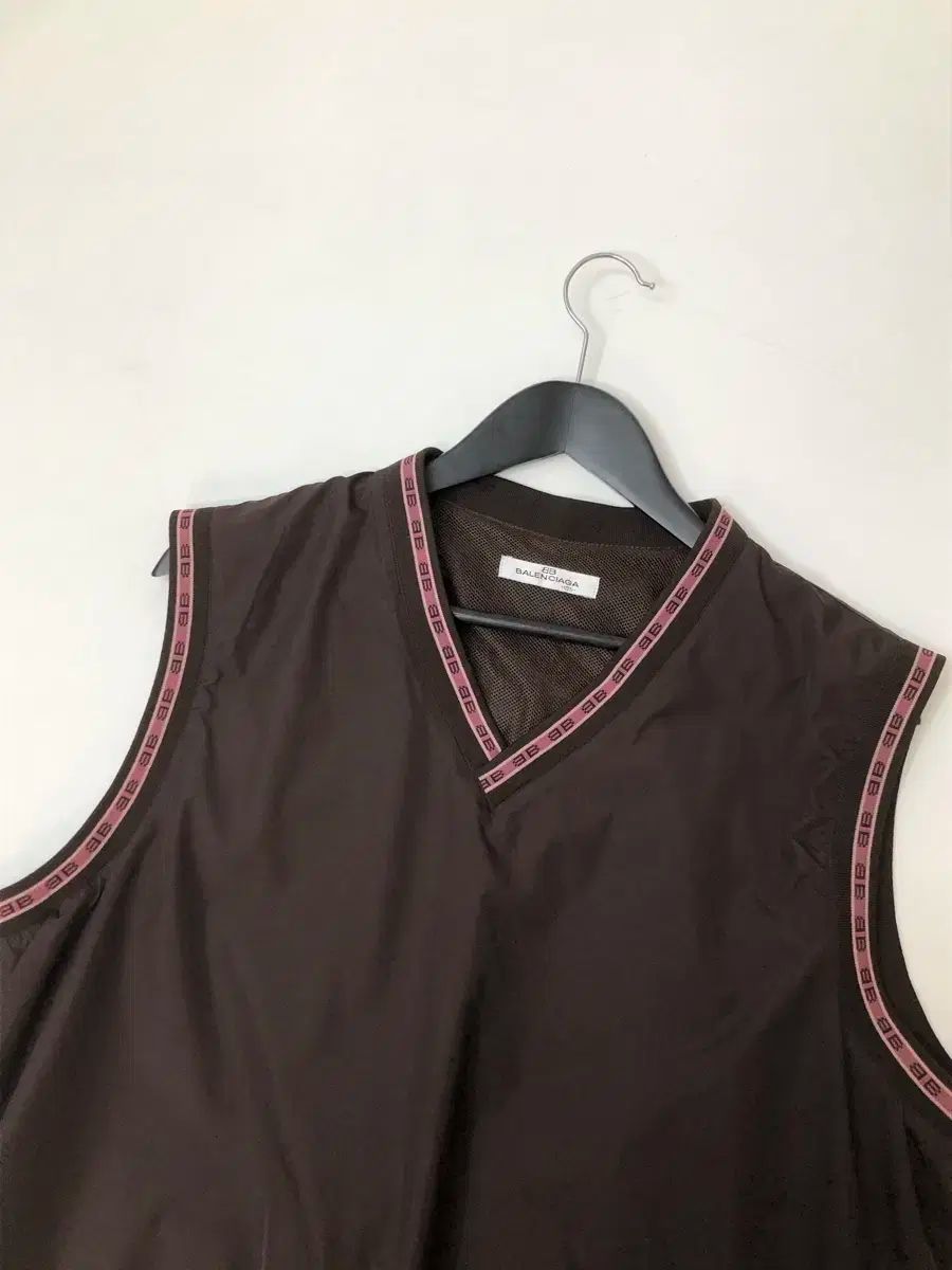 バレンシアガ ゴルフ ブラウン ベスト