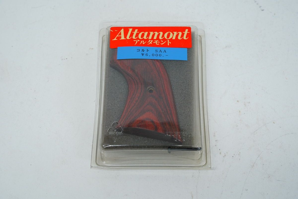 11.42-100 アルタモント コルトSAA用 木製グリップ 赤系