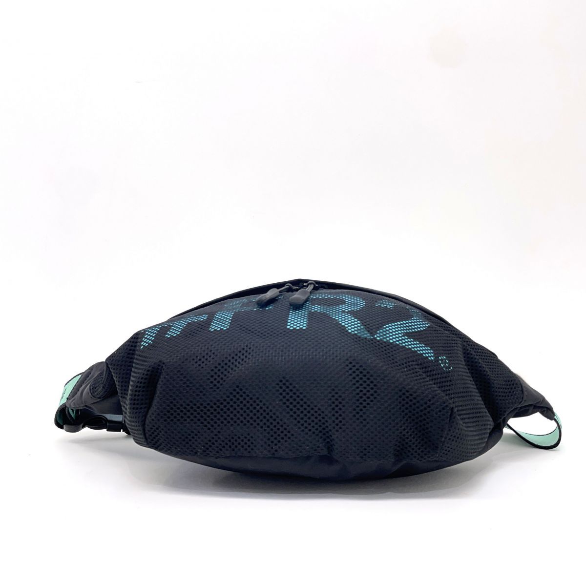 FR2 月桃 ウエストバッグ ボディバッグ ※中古 - メルカリ