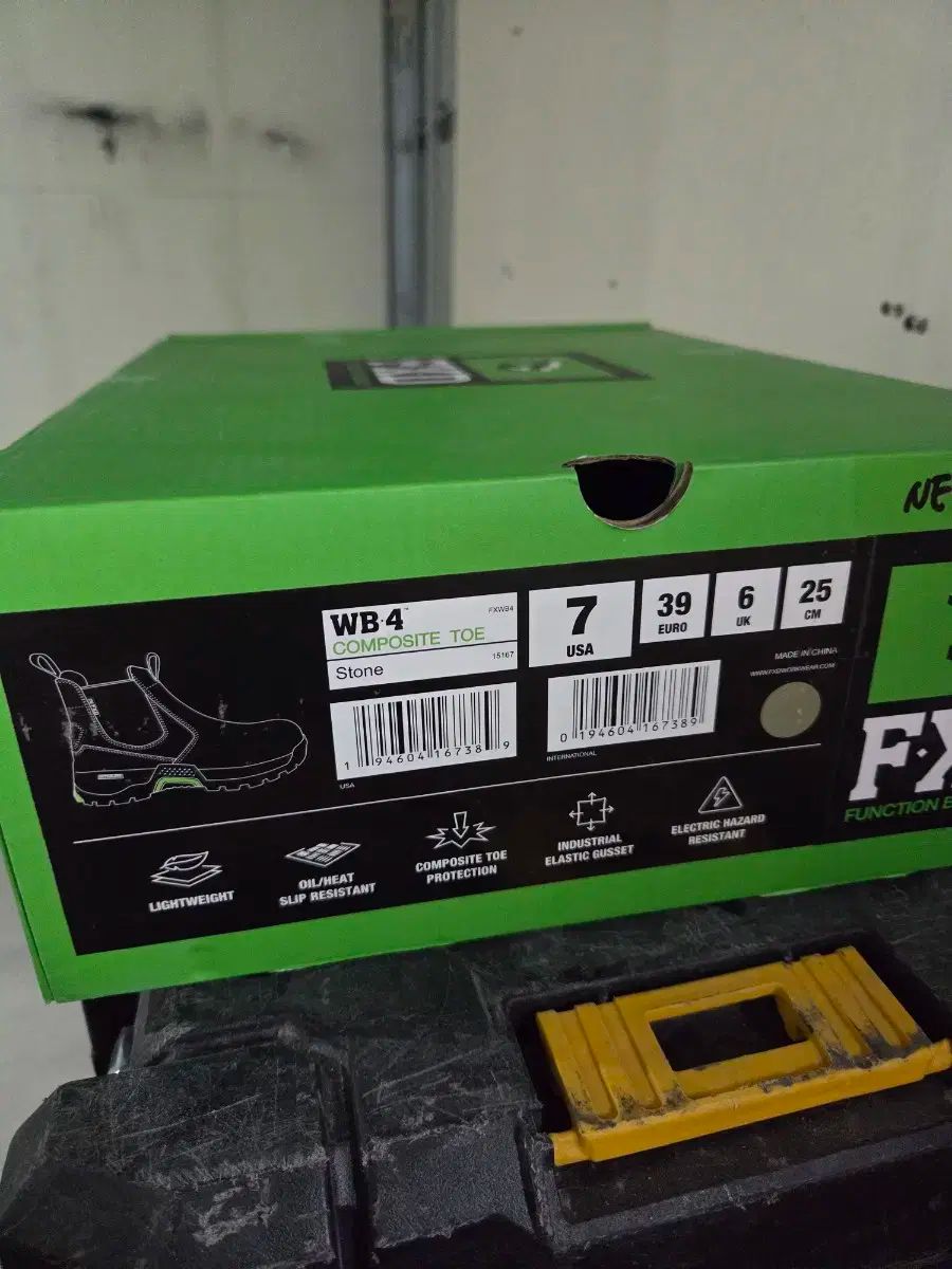 FXD WB-4 チェルシー 安全靴 作業靴