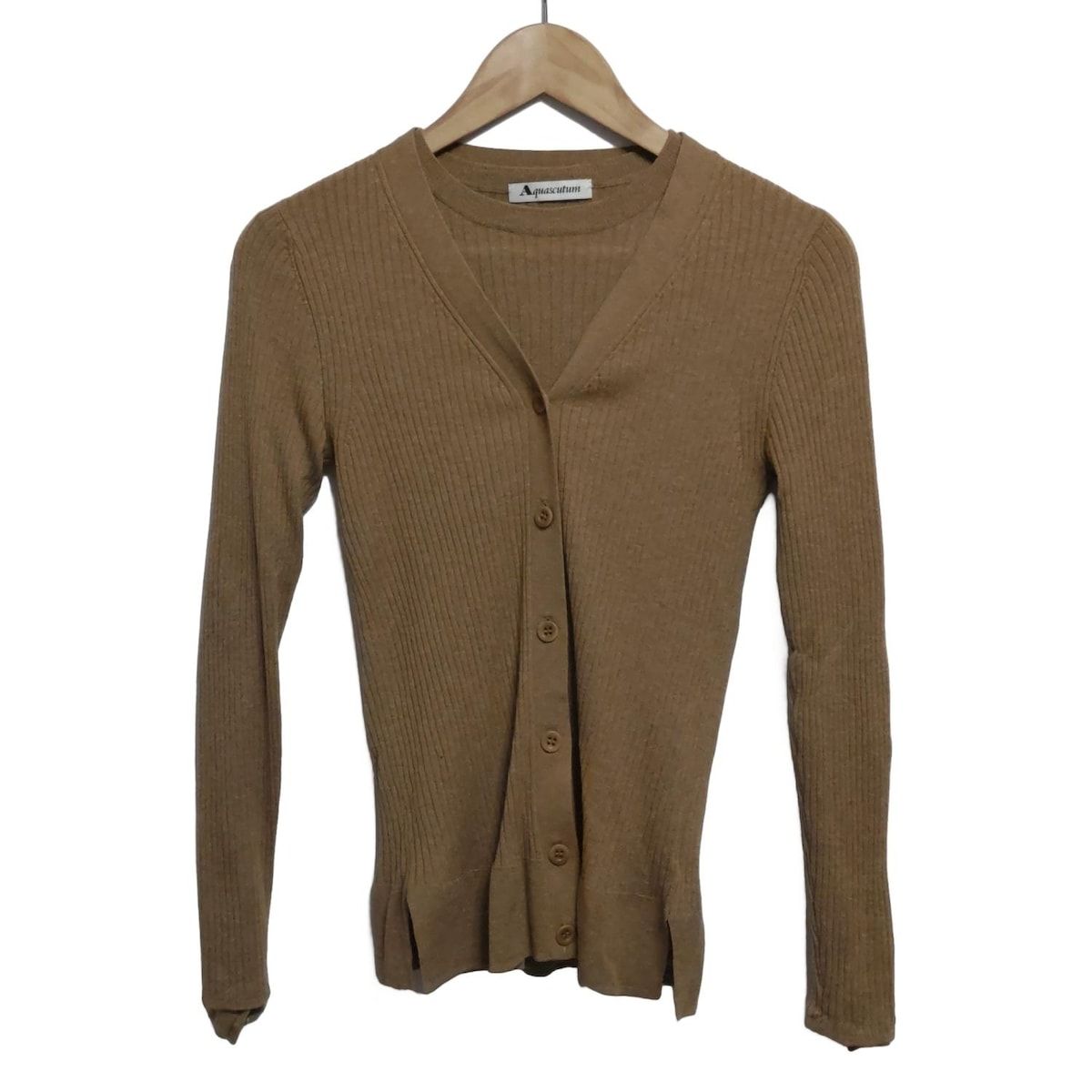 Aquascutum アクアスキュータム アンサンブル レディース - ベージュ ニット シルク混