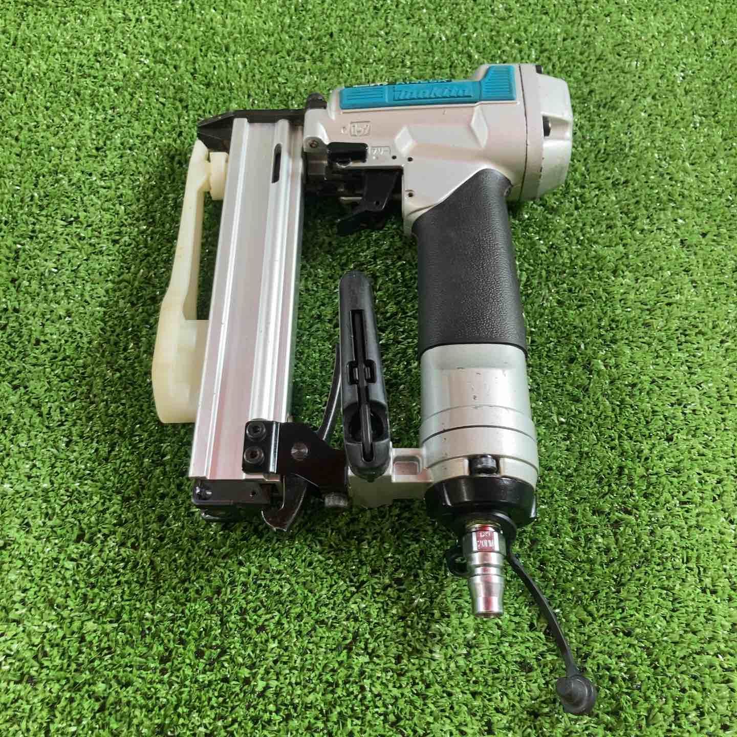 マキタ makita 常圧エアタッカ AT425A 川崎店