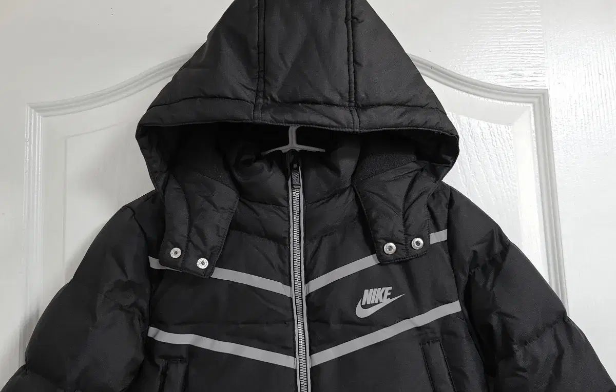 NIKE KIDS ナイキキッズ ピナクル リバーシブル ダックダウン ダウンジャケット ロング丈 110 5-6歳 用