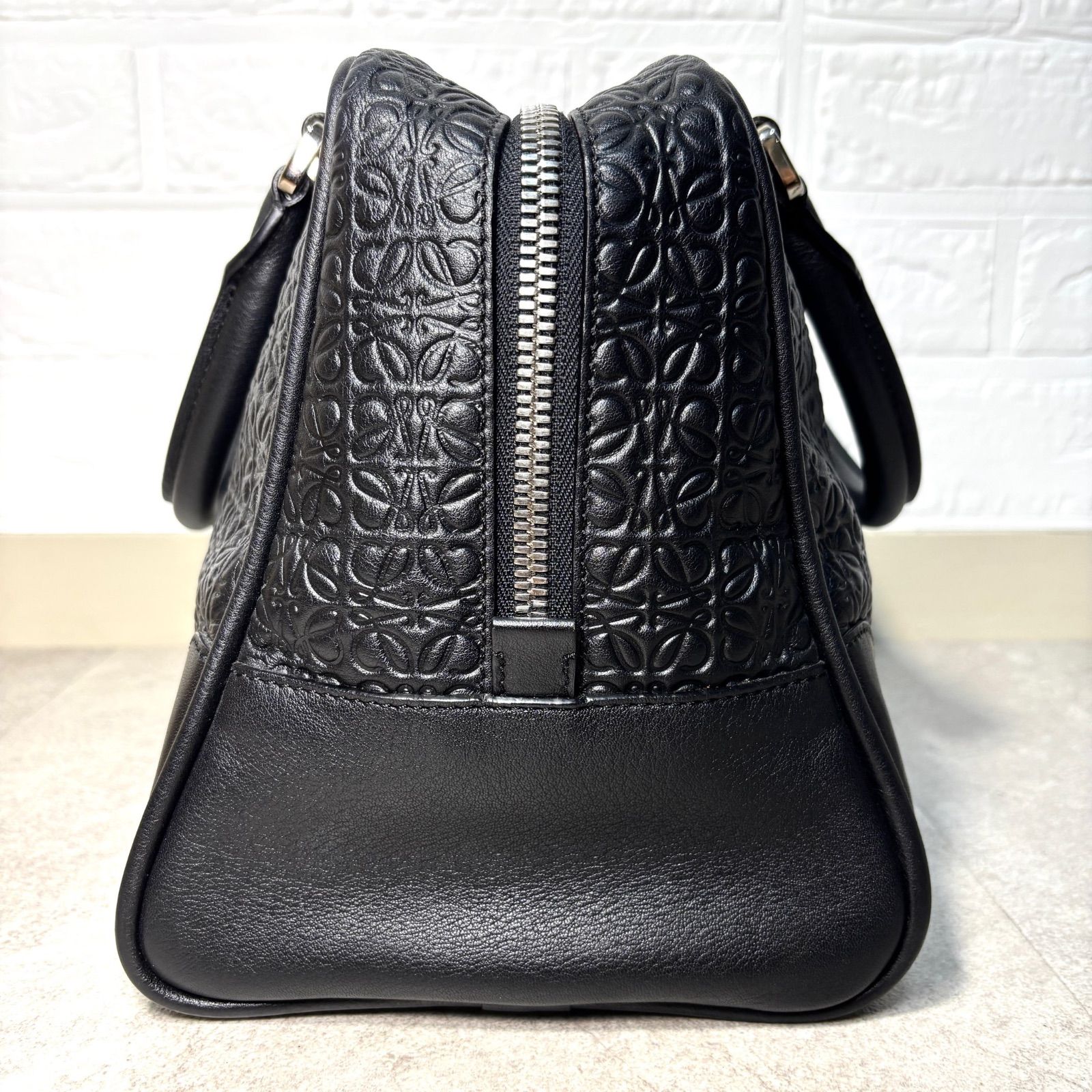 LOEWE ロエベ アマソナ75 ミディアム リピートアナグラム - メルカリ