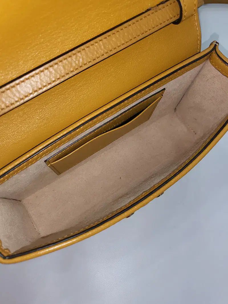 シュプリーム パドロック