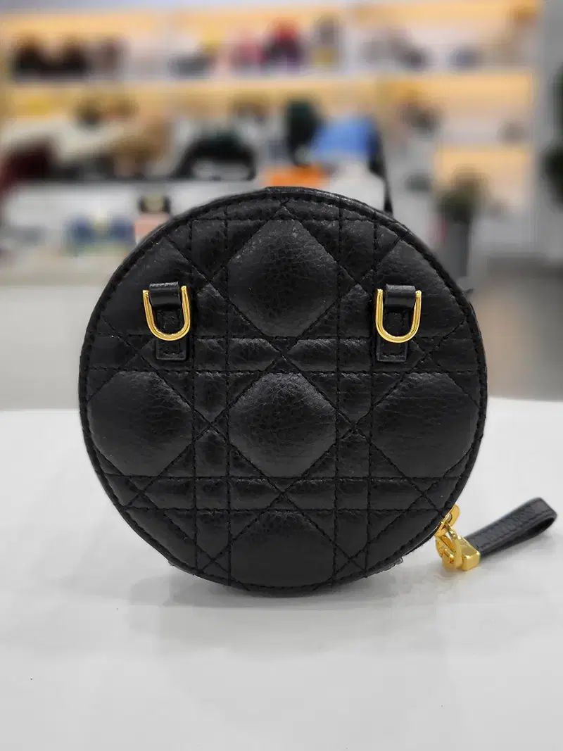 ラウンド サプル