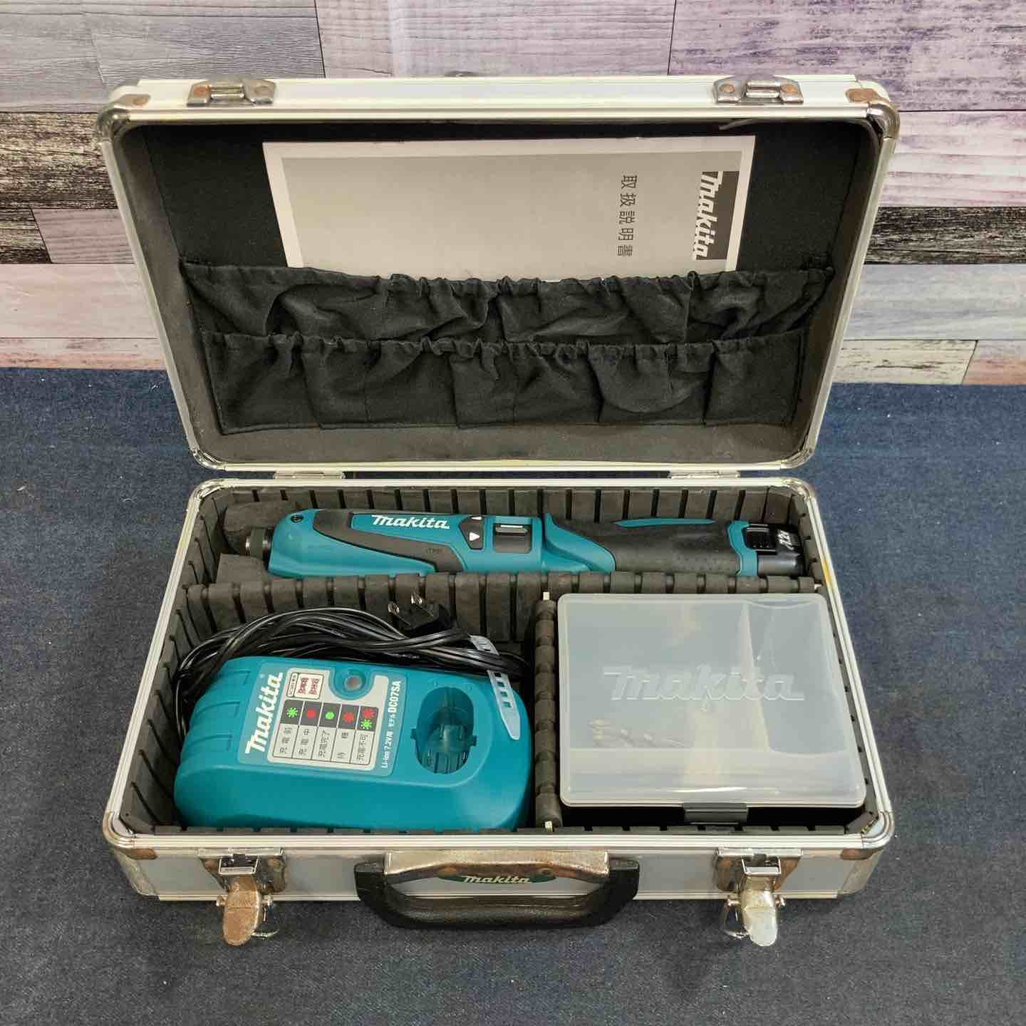 マキタ makita 充電式ペンインパクトドライバ TD021DS 八潮店
