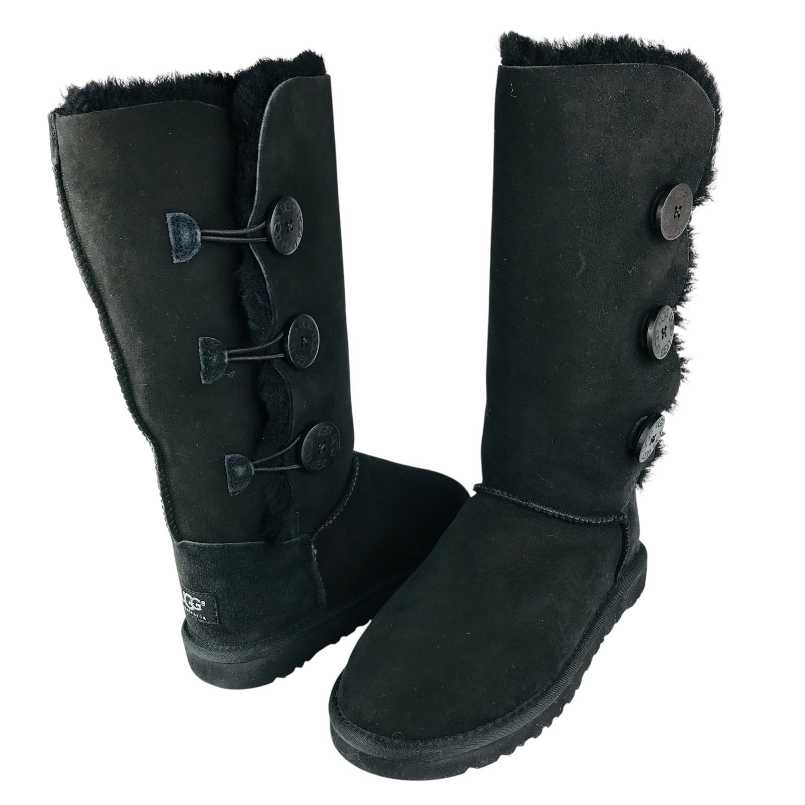 UGG アグ Bailey Button Triplet ベイリーボタントリプレット レディース ブランドロゴ刻印ボタン付き シープスキン ムートンブーツ US 6 23㎝ レディースブーツ ブーツ 秋冬物 カジュアル 靴 オシャレ ブラック