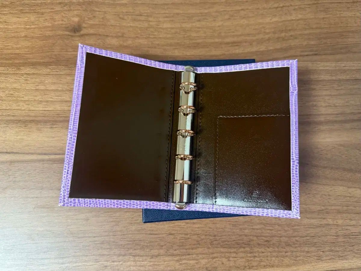 5 5穴ダイアリーバインダー