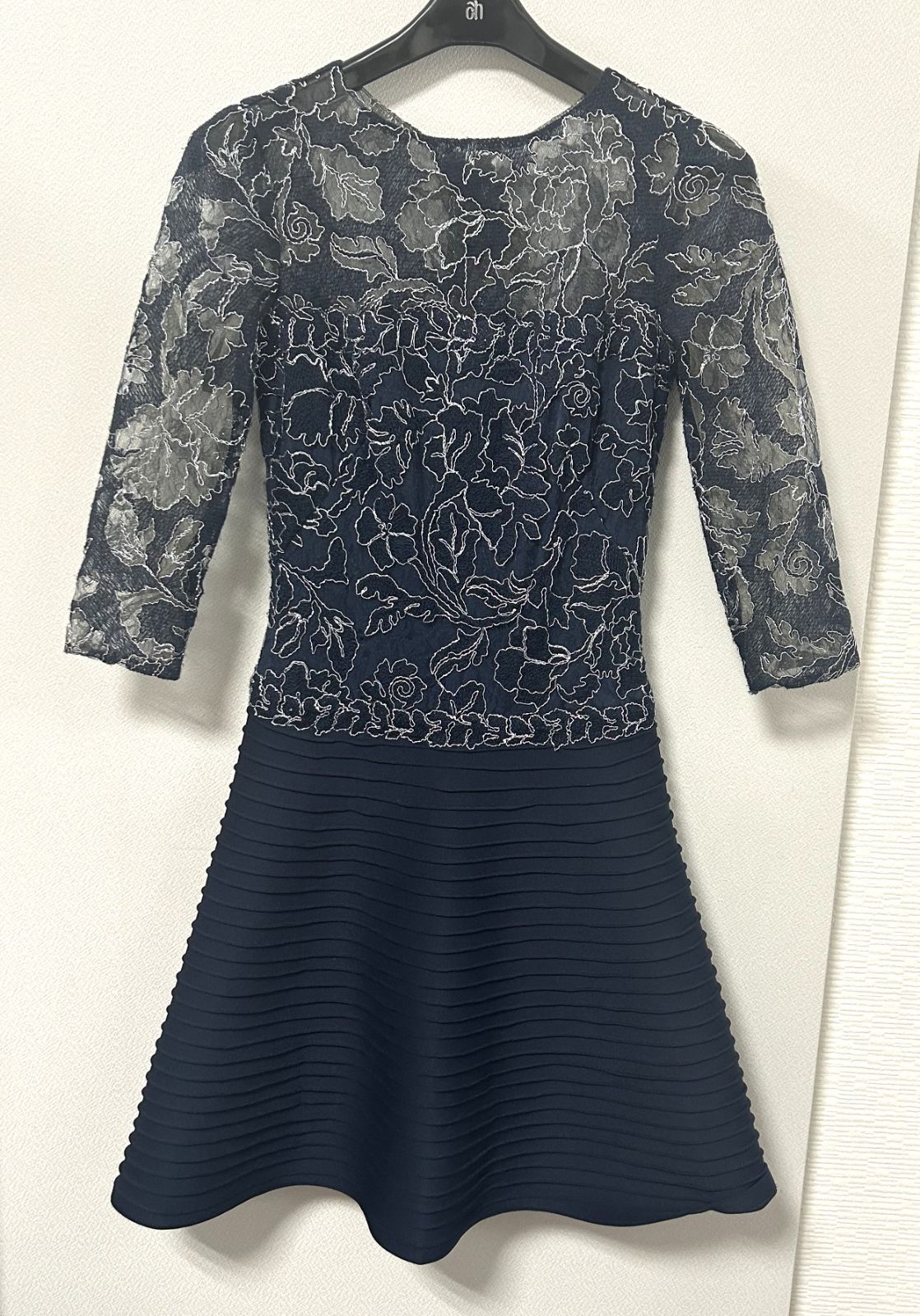 美品✨タダシショージ コード刺繍レース ドレス サイズ4 ネイビー 美品✨タダシショージ コード刺繍レース ドレス サイズ4 ネイビー