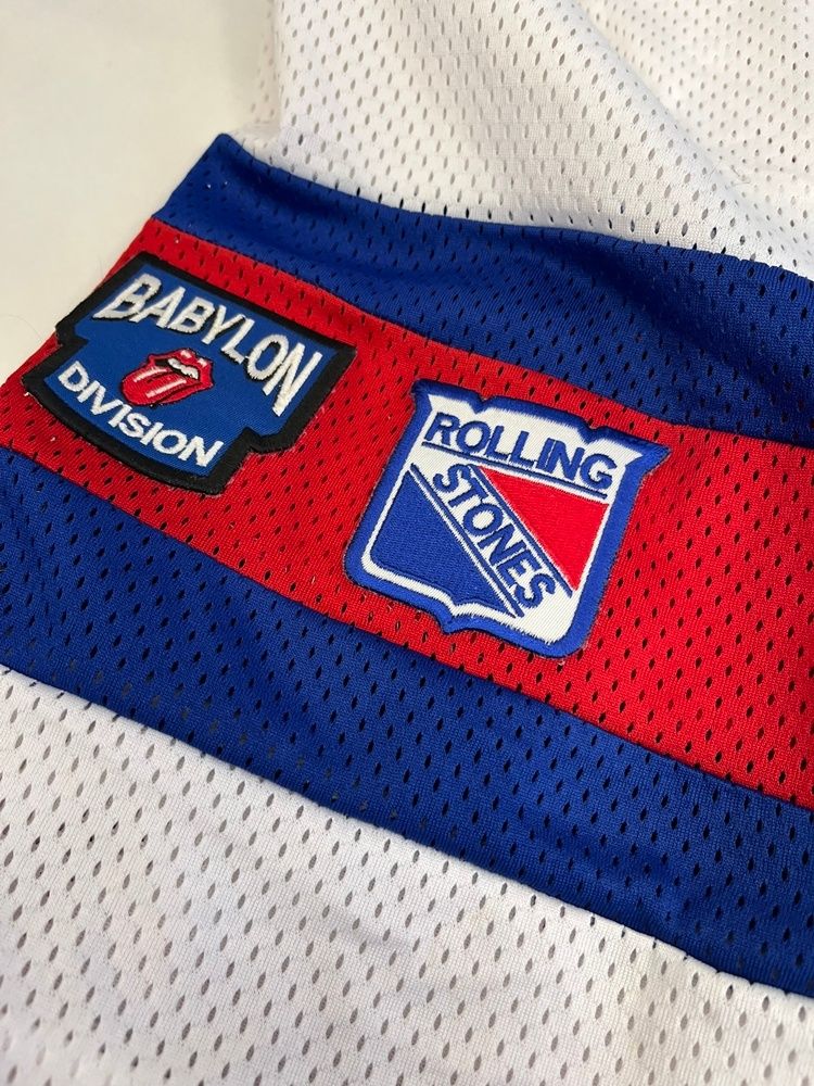 2025限定 BIGセール！ ヴィンテージ 90s 90 s ROLLING STONES 97-98 USA ツアーグッズ ゲームシャツ メッシュ ワッペン 白 ONE SIZE ロンT ホワイト 101MT-5250 集める
