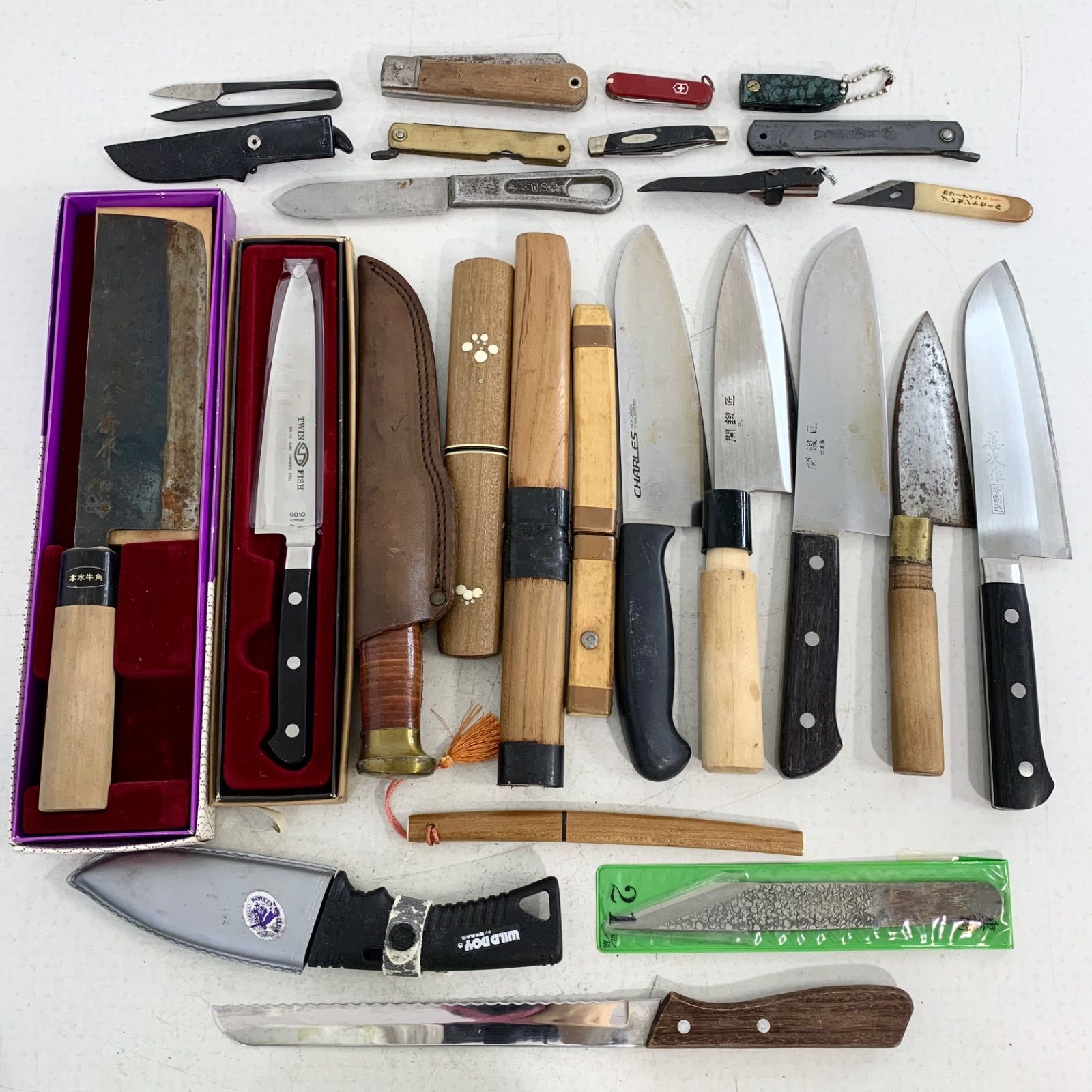 刃物 調理器具 和包丁 刺身包丁 牛刀 ナタ 出刃包丁など26本大量まとめ忠房 関孫六 義光 兼久 堺 高秀作 濃州孫六作現状販売