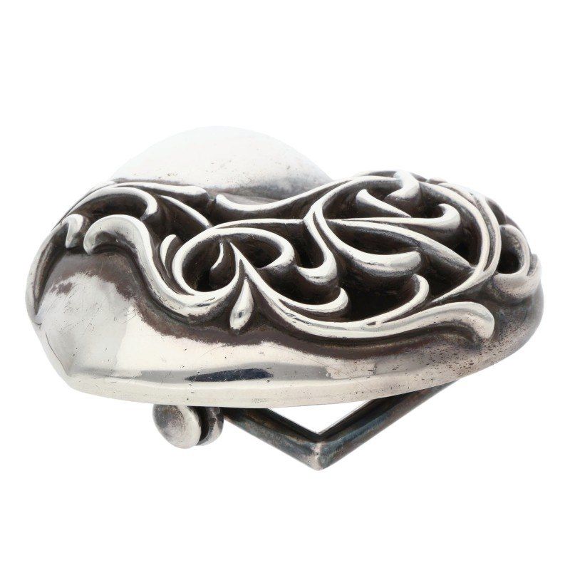 シルバーバックル