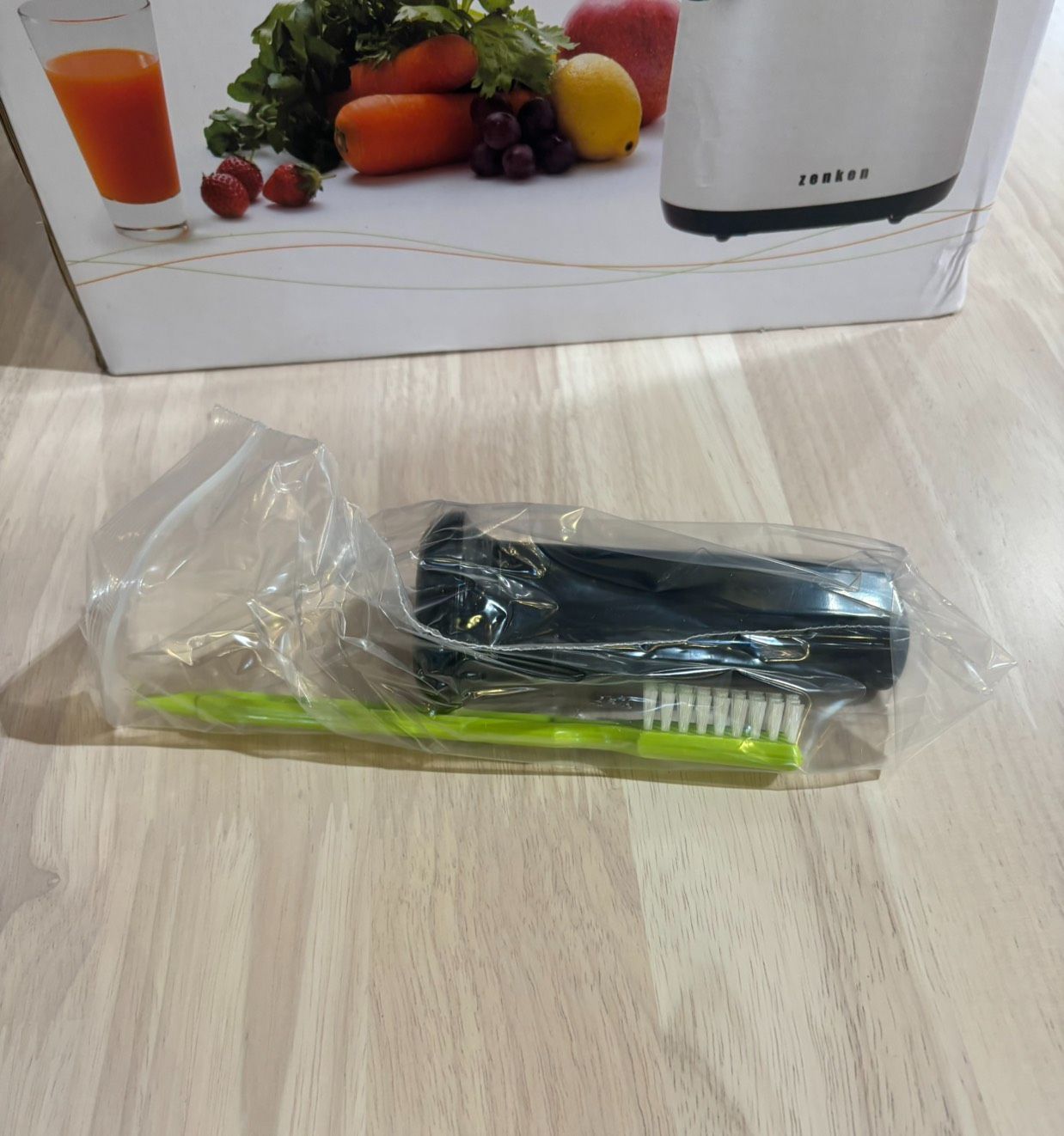 新品・未使用品】低速回転式ジューサー ベジフルⅡ ゼンケン