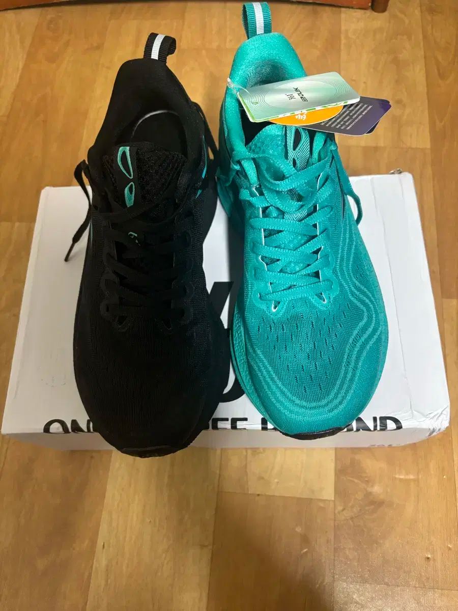 カーボンランニングシューズ 361度 Flame 4 0 ユニセックス 250