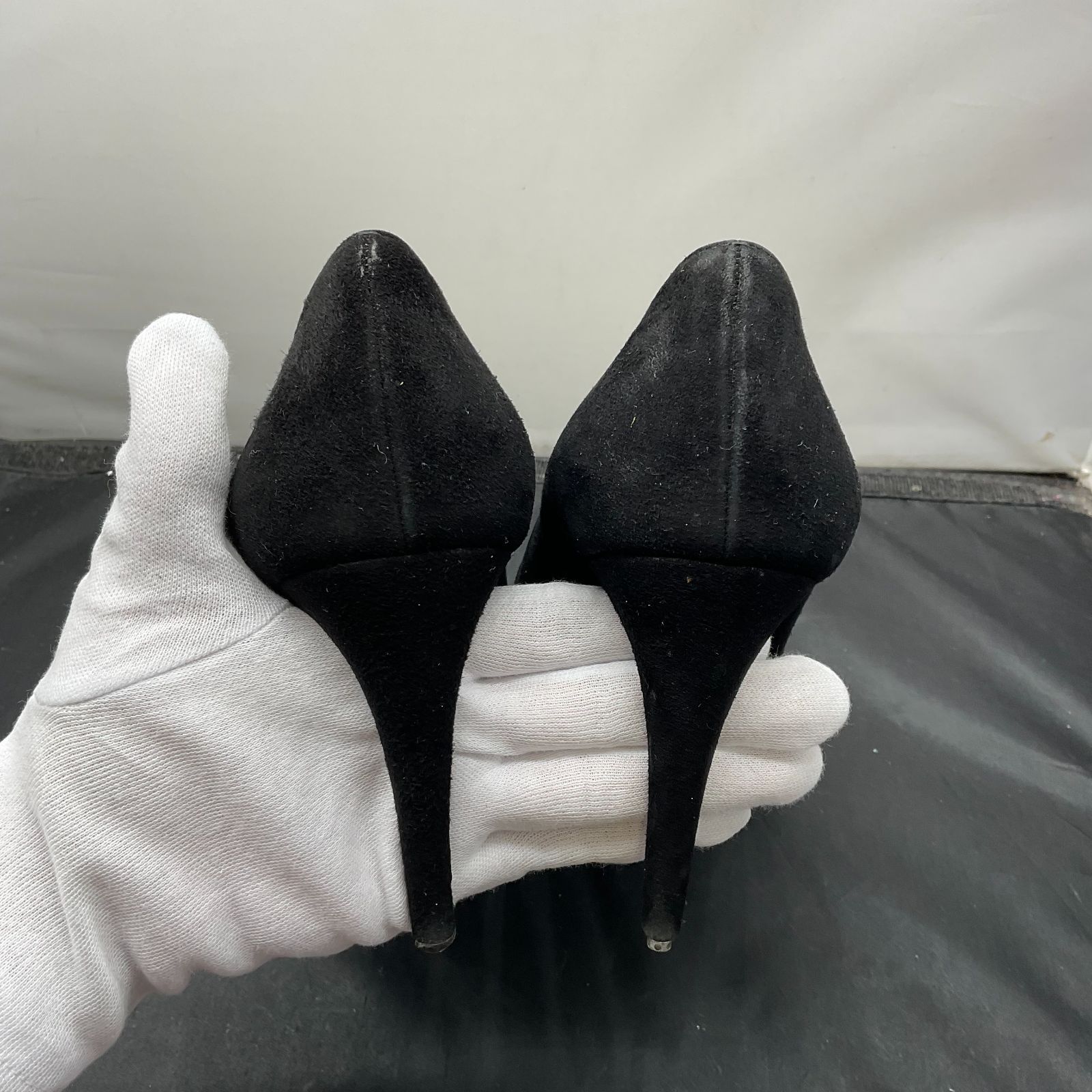 プラダ パンプス