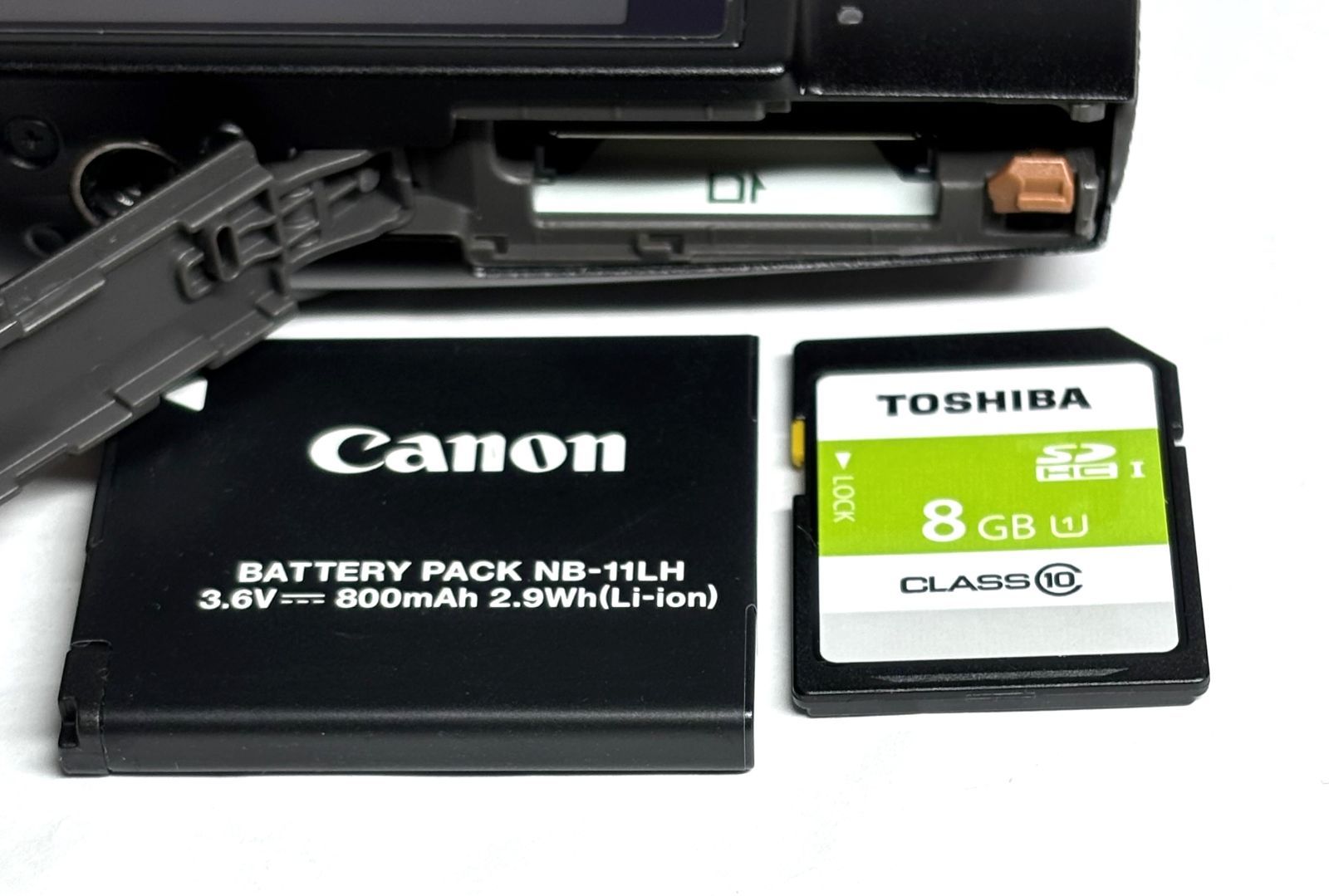 デジタルカメラ Black