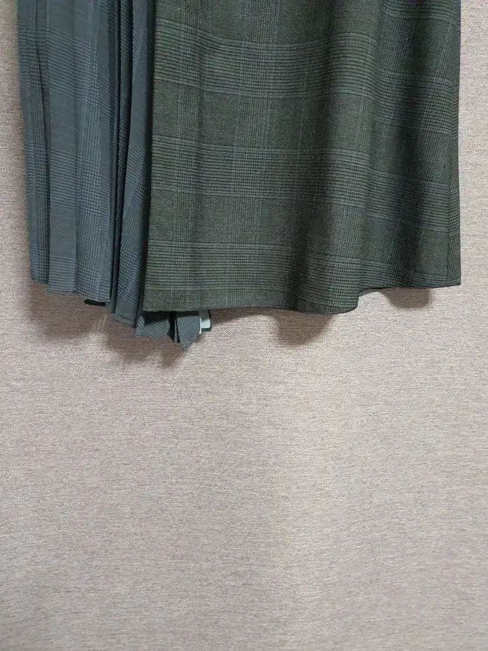 ディテール スカート