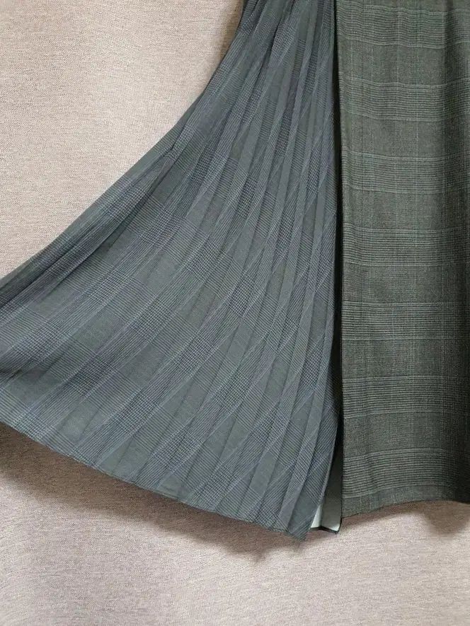 ディテール スカート