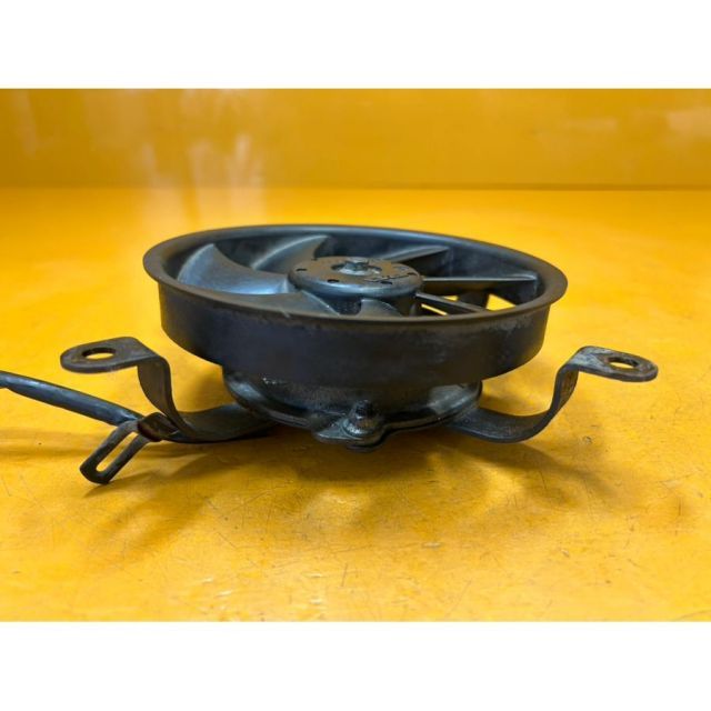 YG 59770]@ヤマハ YAMAHA マグザム250 SG17J-014 ラジエーターファン