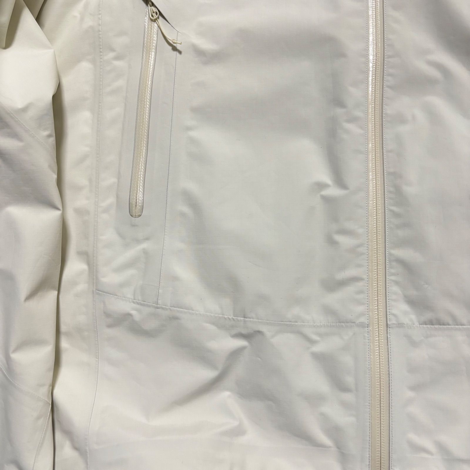 ゴアテックス ナイロン