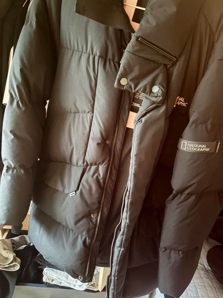 ナショナルジオグラフィック ブラック ハーフ ダウン