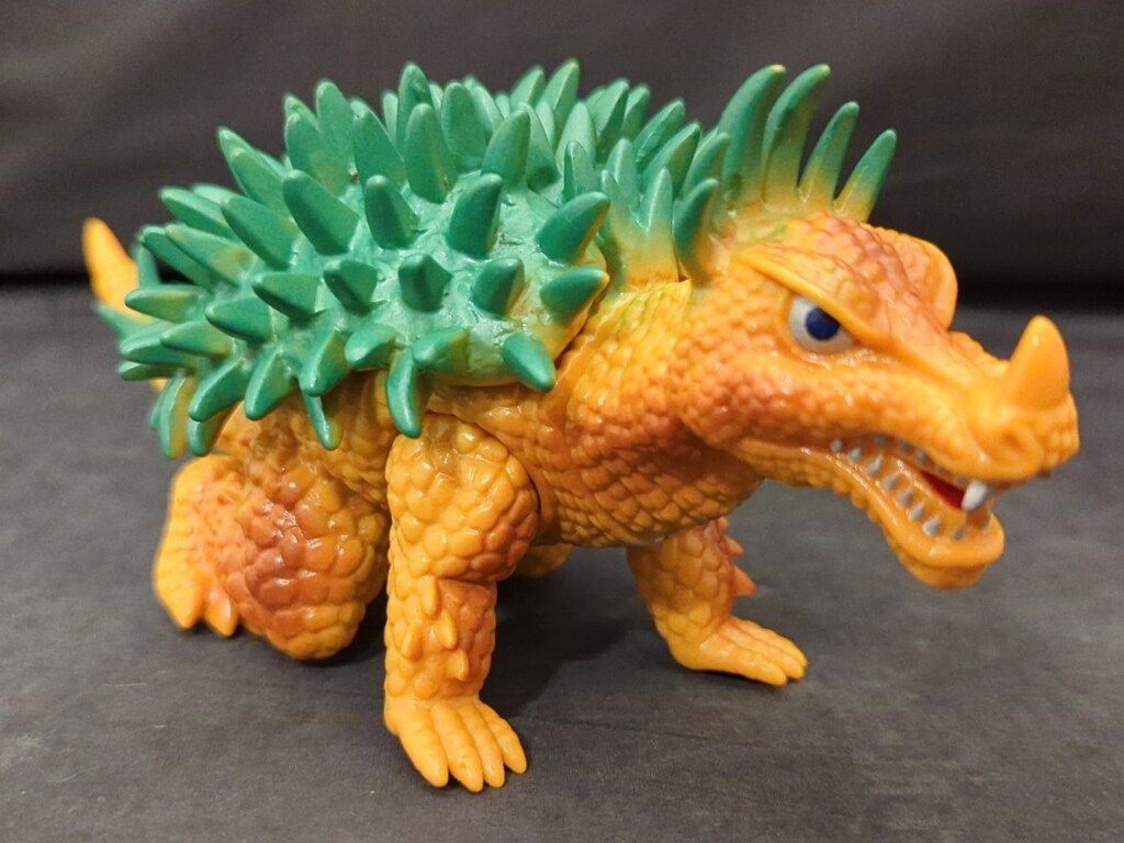 マーミット 世紀の大怪獣シリーズ アンギラス 1期 戦車入 オレンジ成型 緑スプレー ミドル