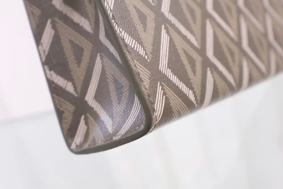 クラッチバッグ