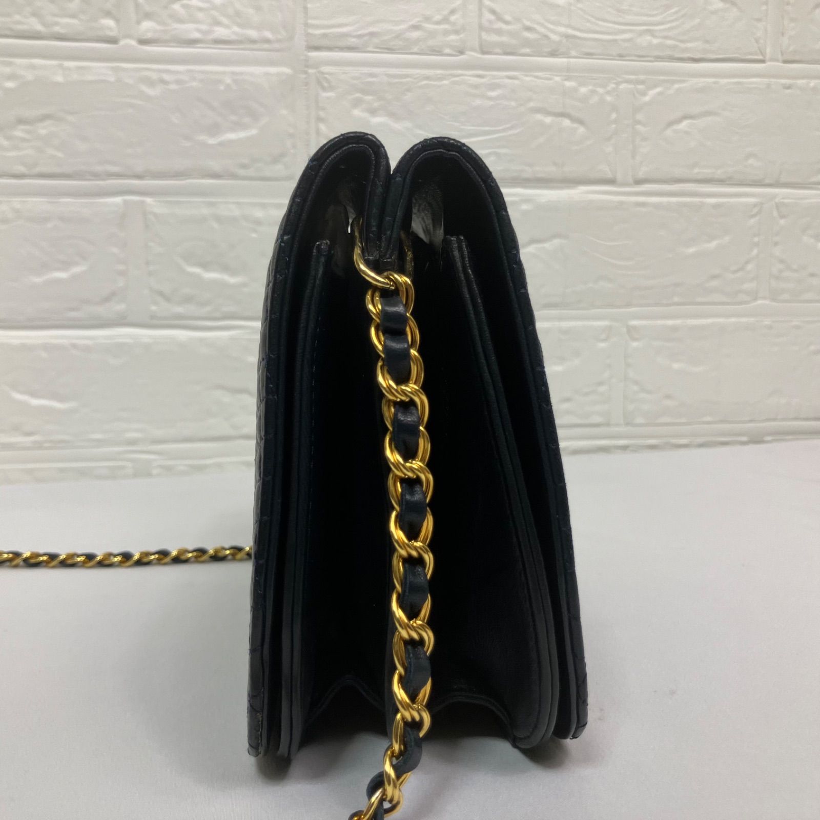 ショルダーバッグ ゴールドチェーン