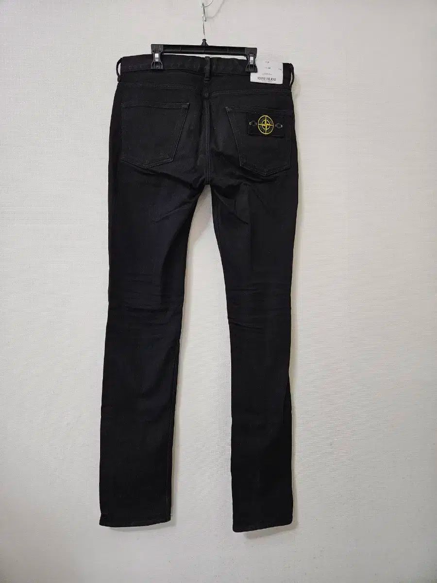 STONE ISLAND ストーンアイランド ブラックジーン