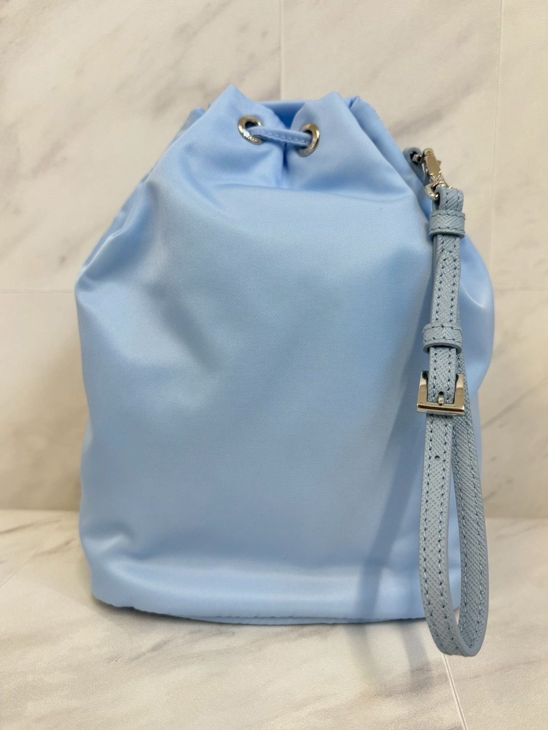 PRADA プラダ 巾着 袋 ミニ ポーチ ストラップ付 Nylon ナイロン 水色 青 ブルー トライアングル ロゴ ワッペン メンズ レディース 小物