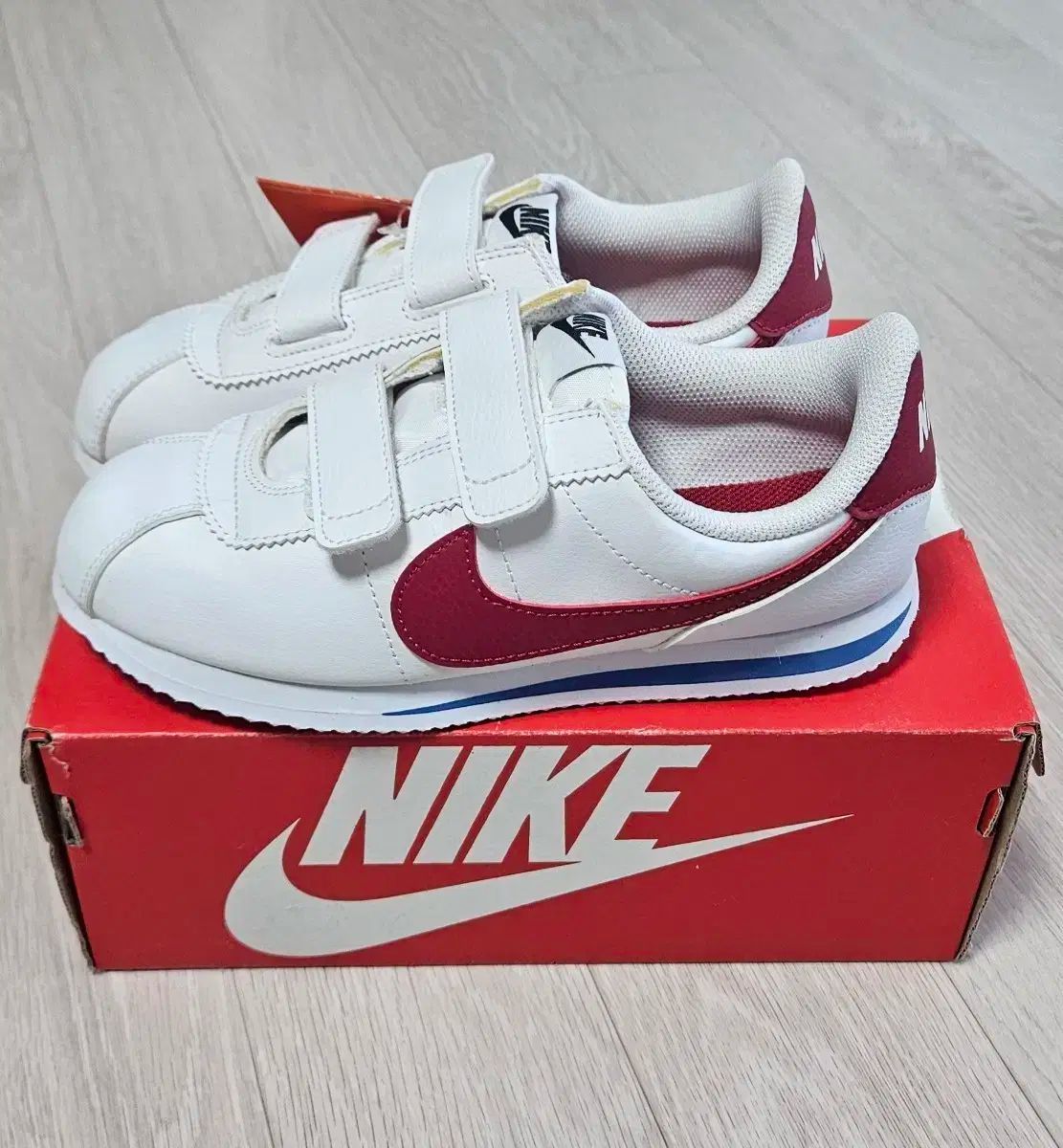 ナイキ コルテッツ キッズ バックル 220