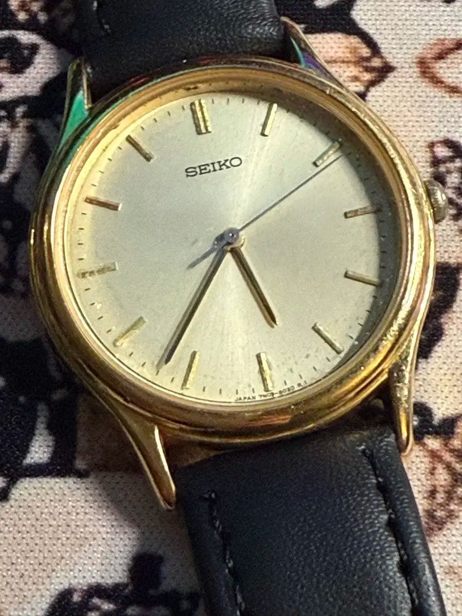 セイコー ヴィンテージ クオーツ 時計